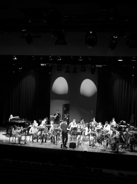 607 :: Stage rehearsal